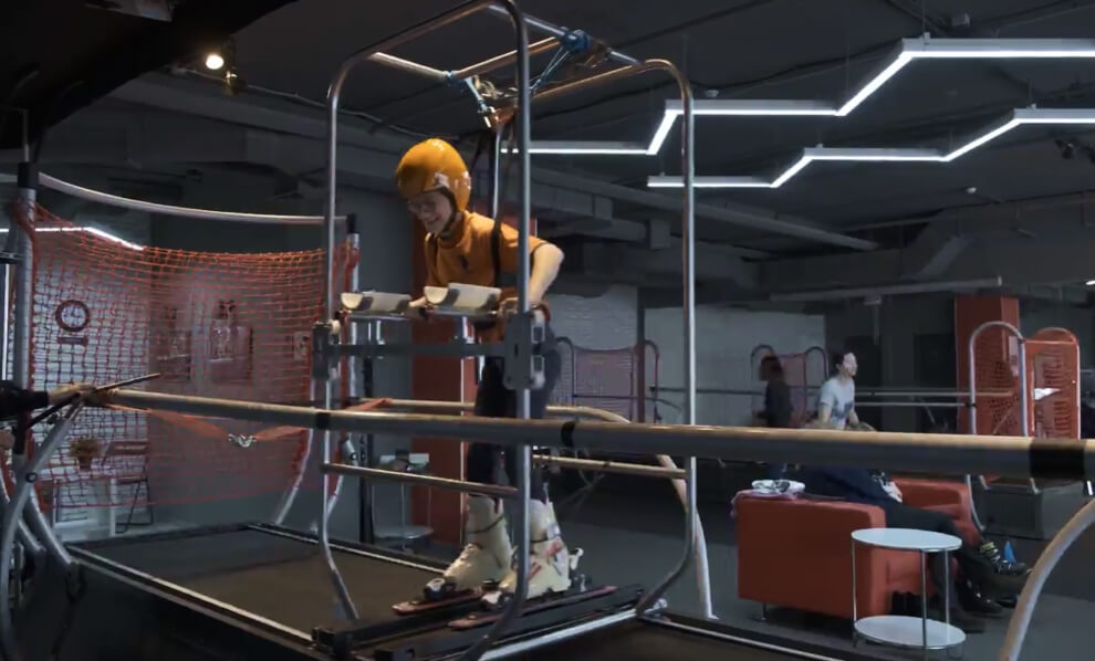 Adaptive ski frame attachment